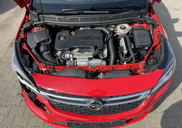 Opel Astra cena 25900 przebieg: 115000, rok produkcji 2019 z Miechów małe 67